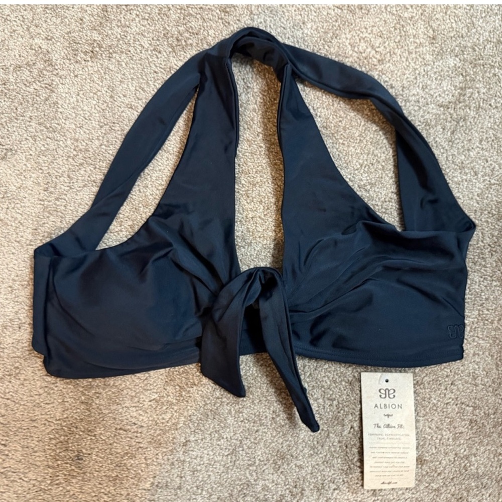 ALBION Bikini Swim Top Knot Matte Black Women’s NWT Medium MSRP $88